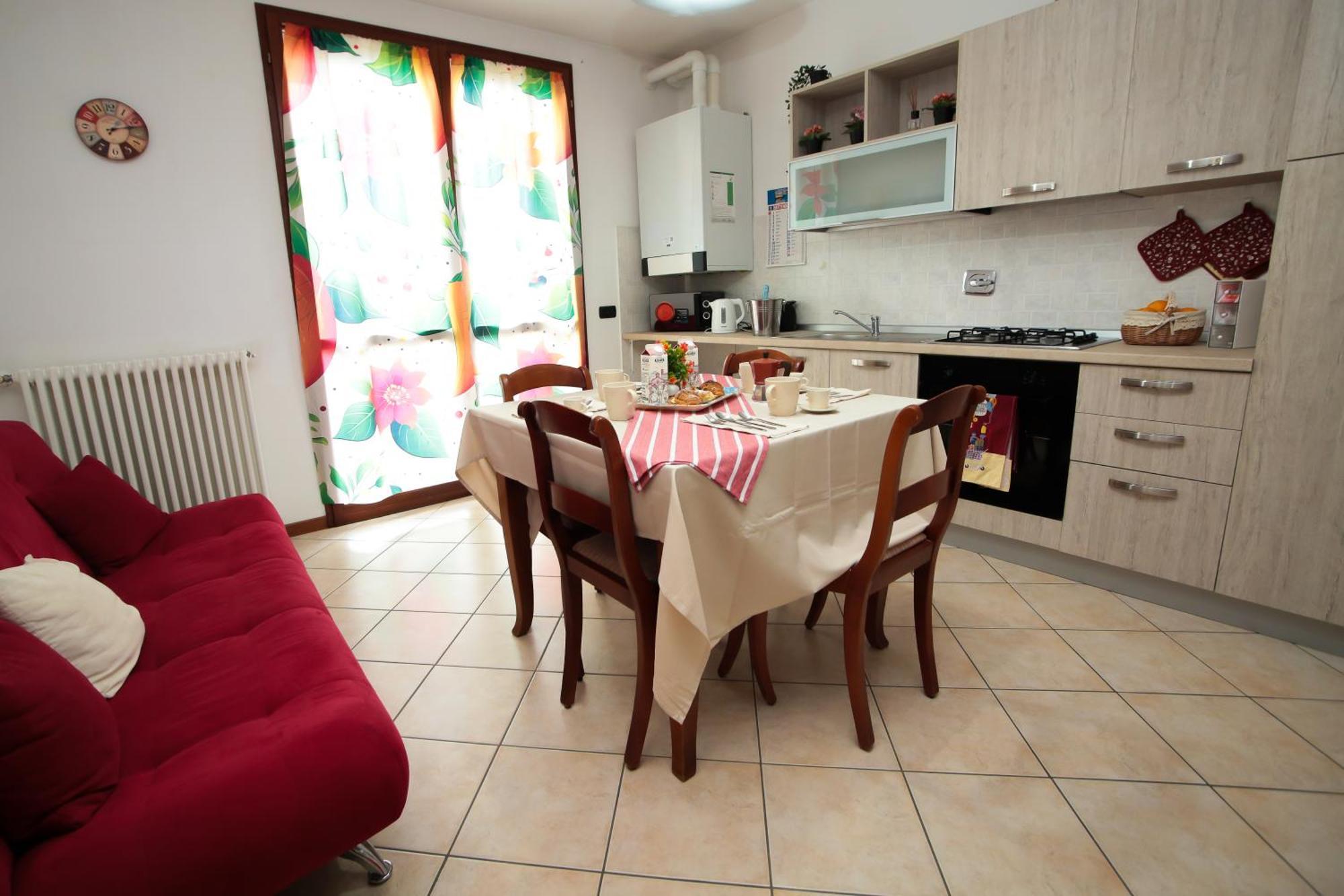 Guest House Onde Chiare Reggio Emilia Exterior photo